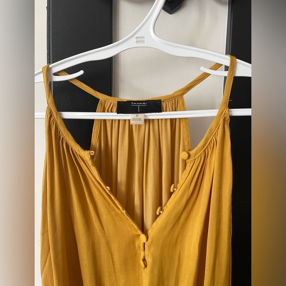 Tahari Tank - Small - Picture 2 of 6
